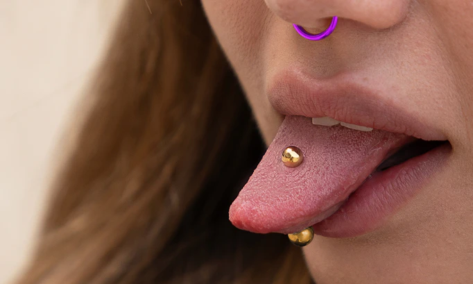 Piercings en la lengua