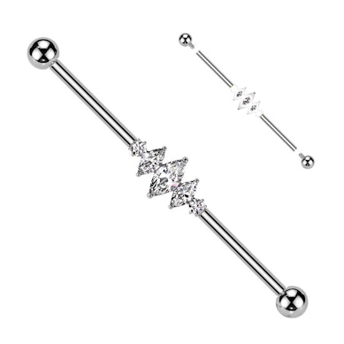 Barra industrial de titanio con piedras en corte marquise
