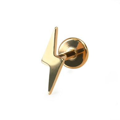 Labret de titanio con diseño de relámpago