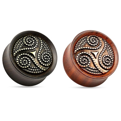 Plug de madera con motivo tribal tallado