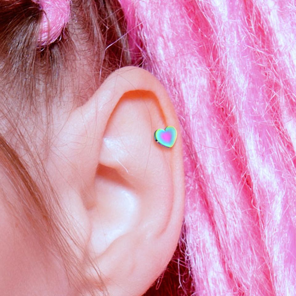 Piercing para la oreja con el diseño y color que prefieras