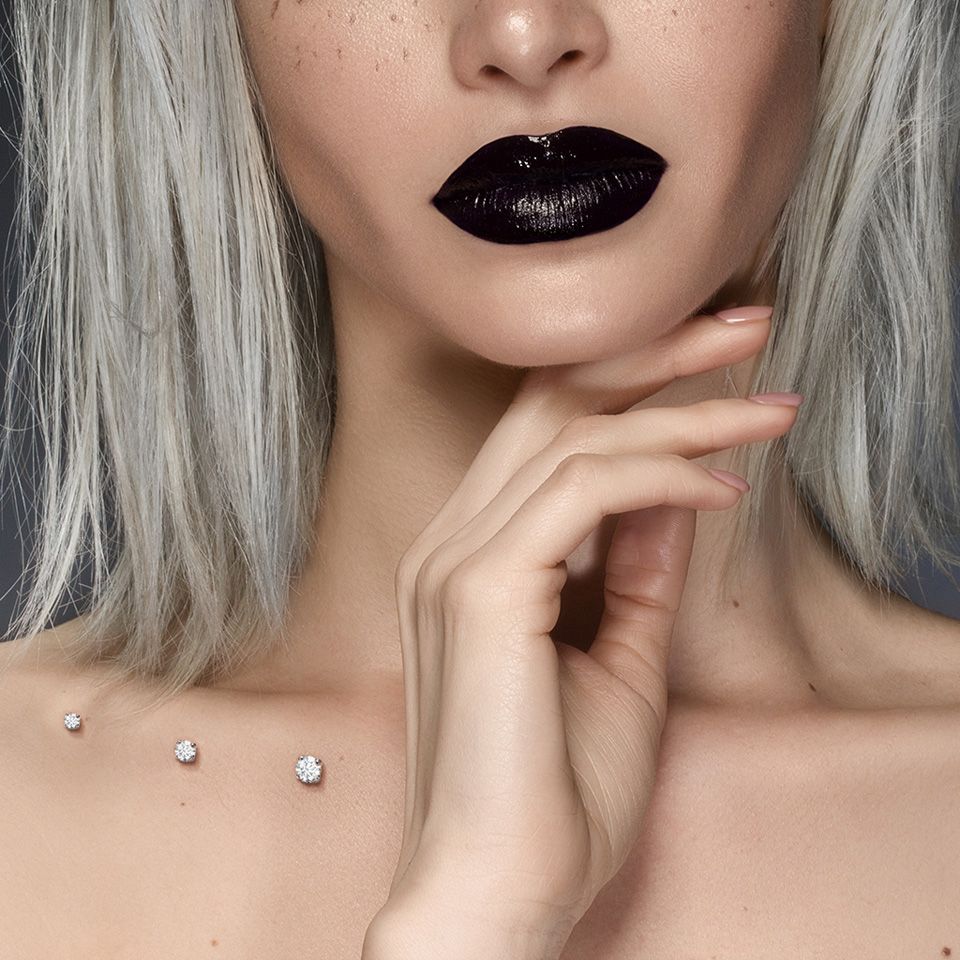 Joya microdermal en oro de 14 quilates con brillante