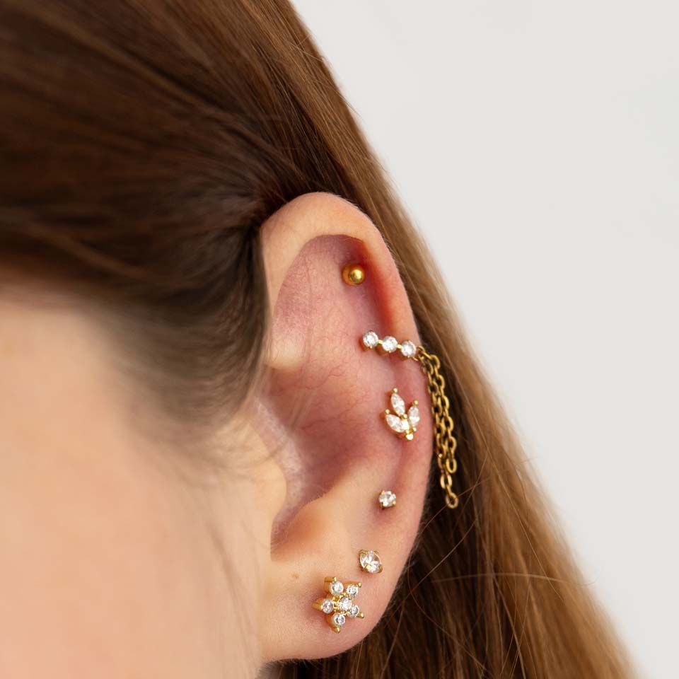 Labret doble de titanio con parte plana de corazón