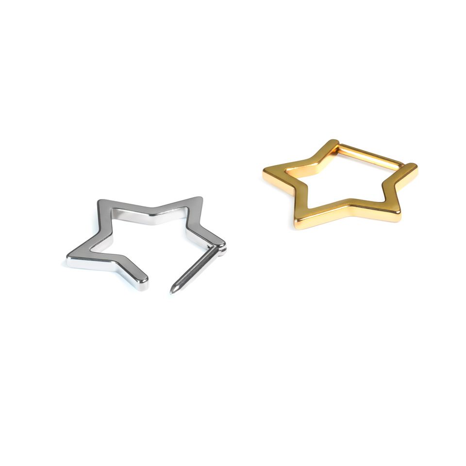 Aro clicker de titanio en forma de estrella