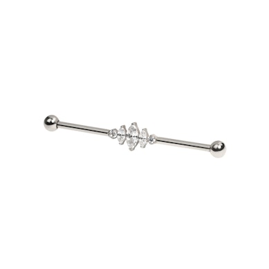 Barra industrial de titanio con piedras en corte marquise