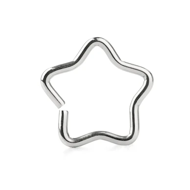 Estrella para el piercing en la oreja