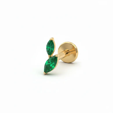 Labret de titanio con dos piedras corte marquesa