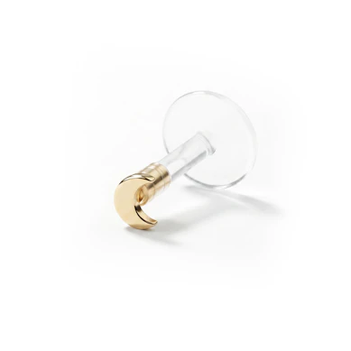 Labret con luna en oro de 14 quilates
