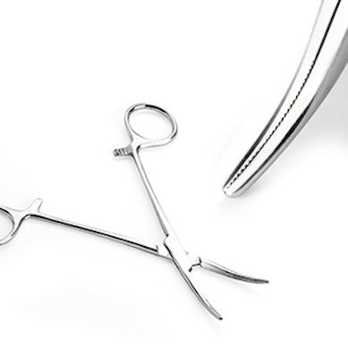 Fórceps hemostáticos curvos Kelly
