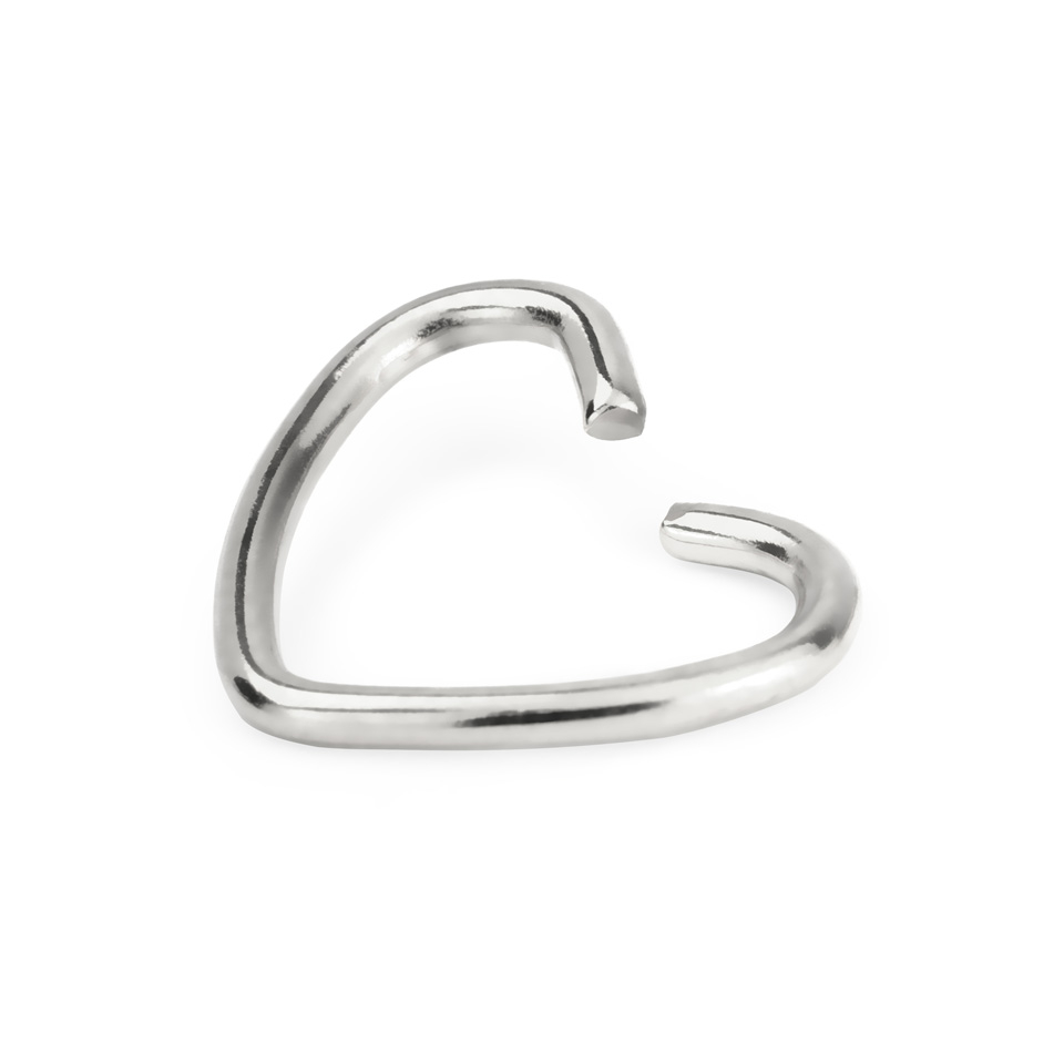 Corazón para piercing en la oreja