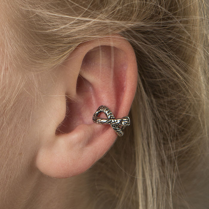 Ear cuff con serpiente