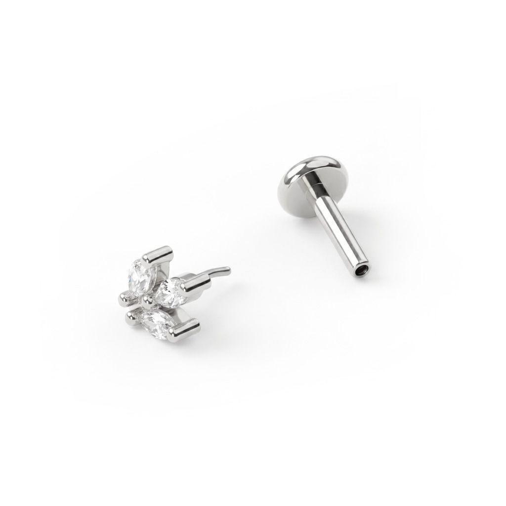 Labret push-in con brillantes en corte marquesa