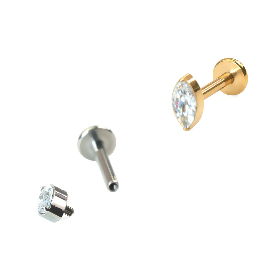 Labret de titanio con piedra en corte marquise