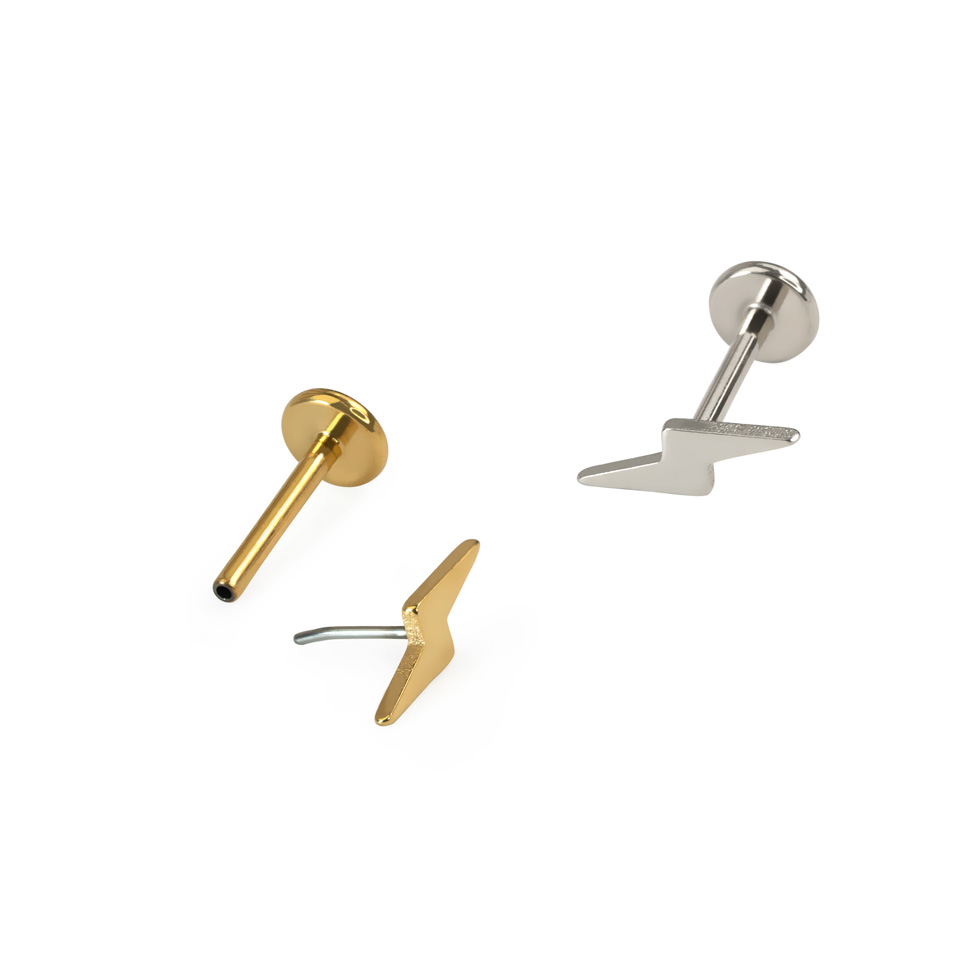 Labret de titanio con diseño de relámpago