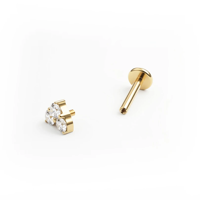 Labret de titanio en forma de corazón con piedras