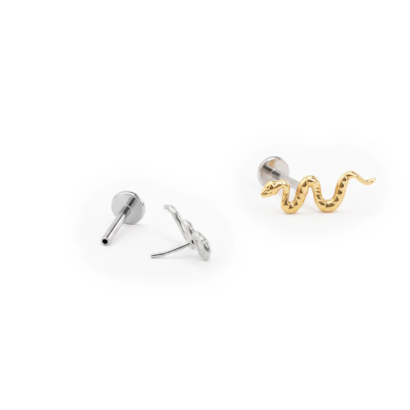 Labret push-in de titanio con serpiente