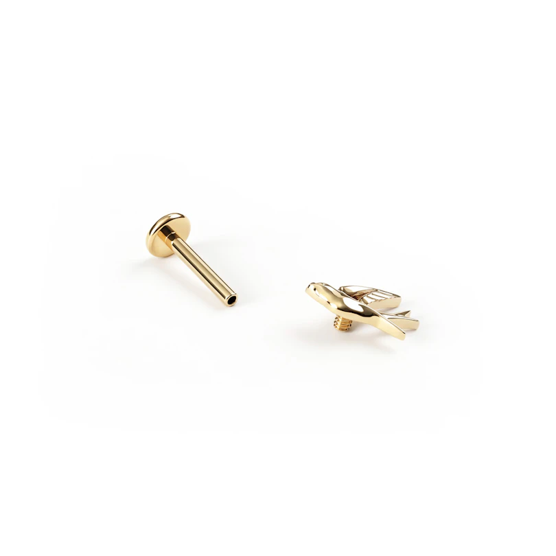 Labret de golondrina en titanio