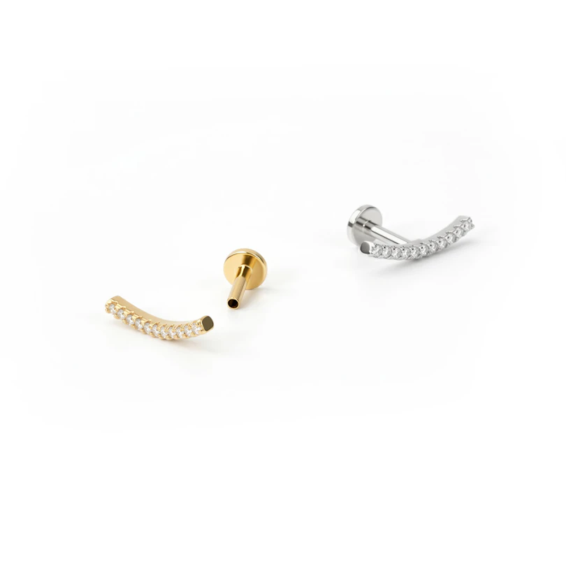 Labret con rosca interna y cuenta curva empedrada