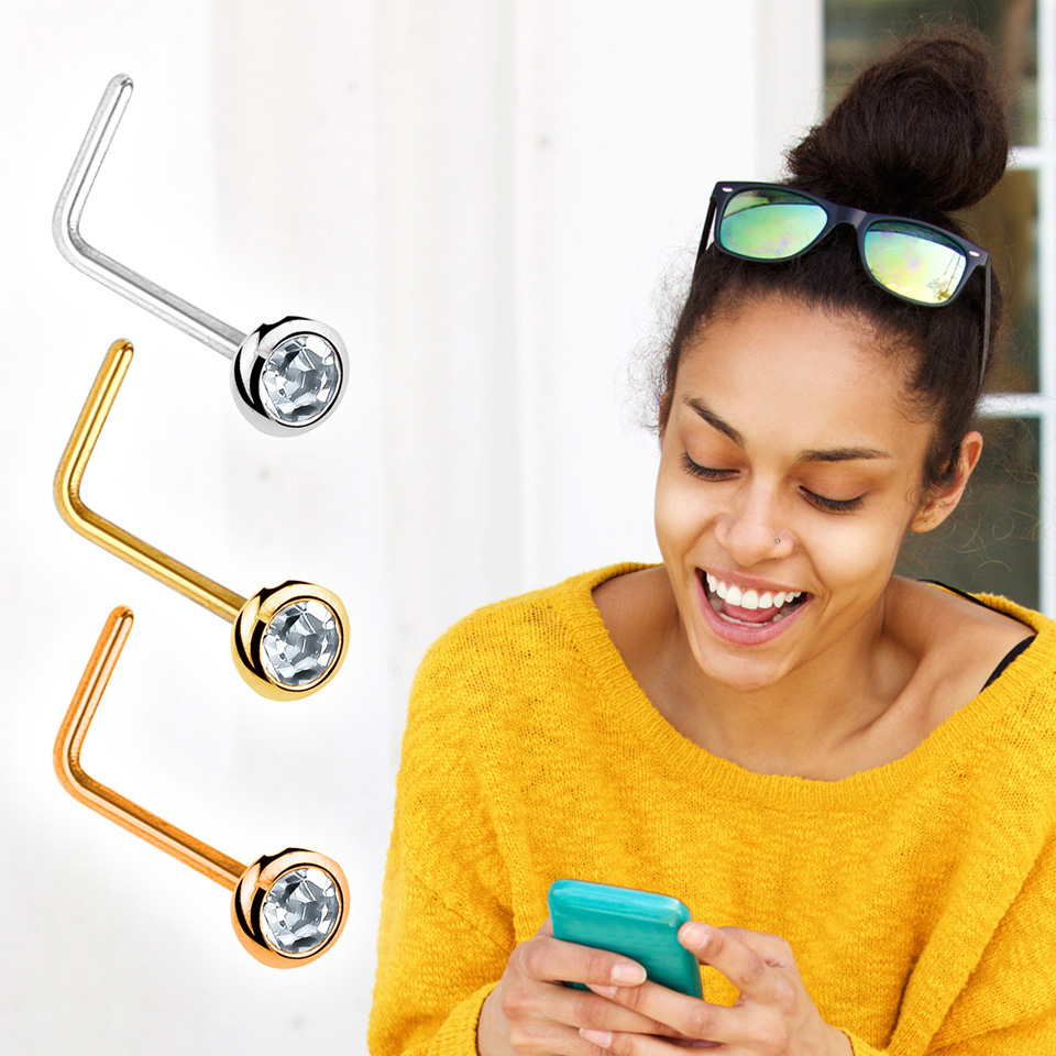 Piercing para la nariz de oro de 14 quilates con brillante acoplado