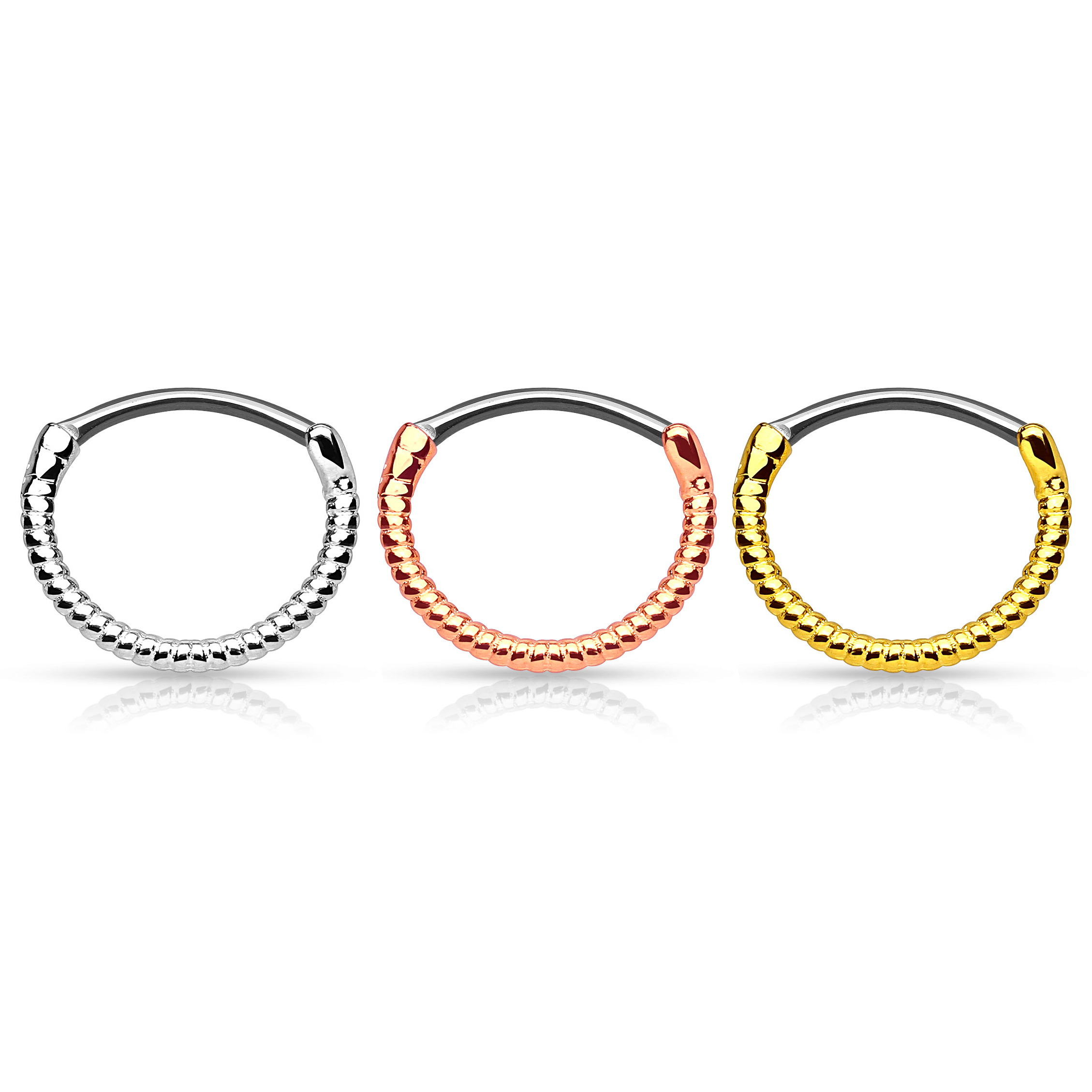 Piercing para el septum con diseño de espiral alrededor del aro