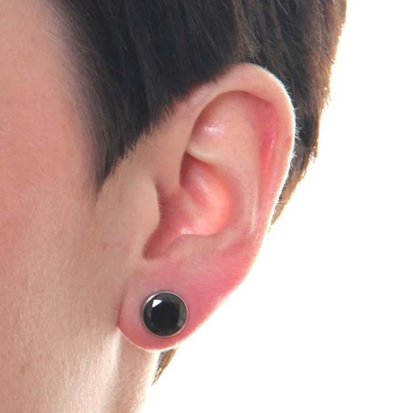 Plug con brillante y rosca