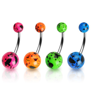 Piercing para el ombligo con salpicaduras negras