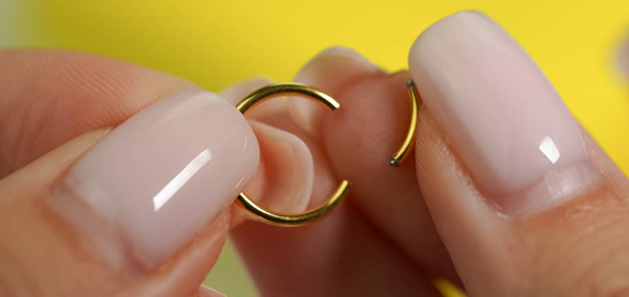 Abrir Y Cerrar Tus Aros Para Piercing