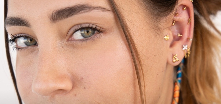 Métodos para Hacerse Piercings Pistola o Aguja Métodos para Hacerse Piercings Pistola o Aguja