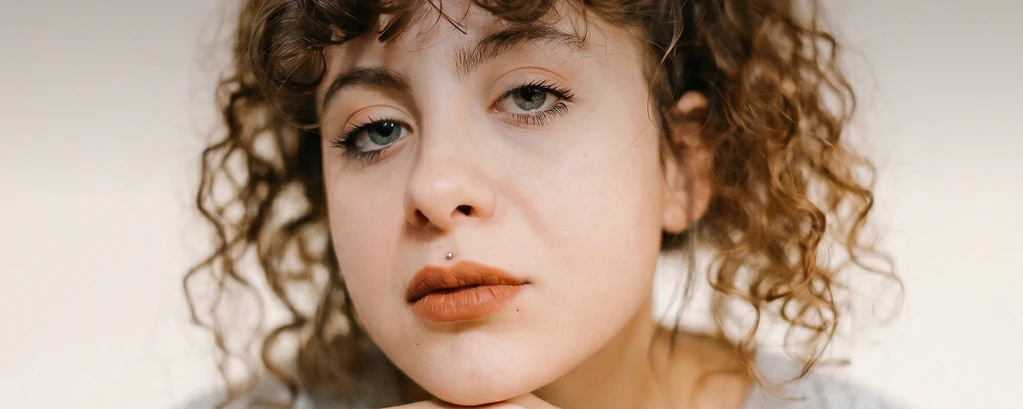 Joyas de Titanio para Piercing en los Labios