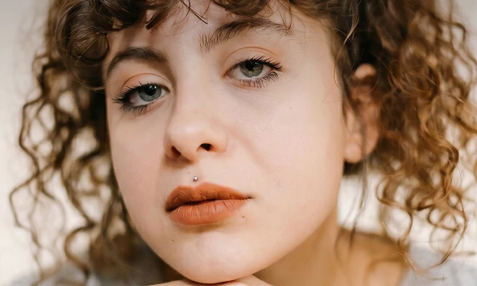 Joyas de Titanio para Piercing en los Labios